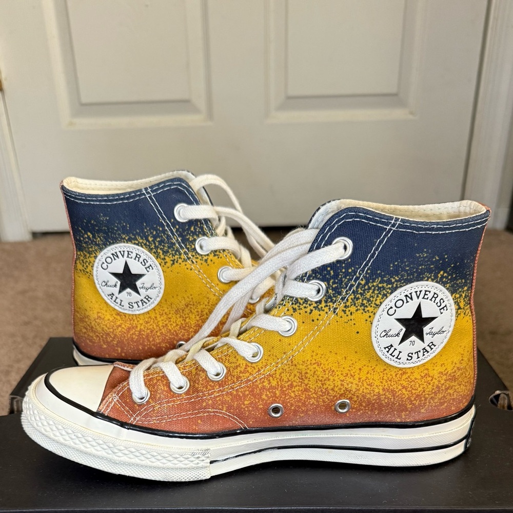 EUC - HERITAGE!! Converse Chuck 70 Scatter Dye High-Top Sneakers
